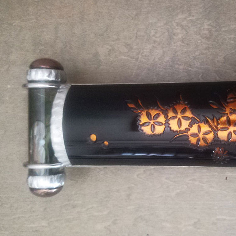 万華鏡作家 中里保子の秋草ハンドヘルド